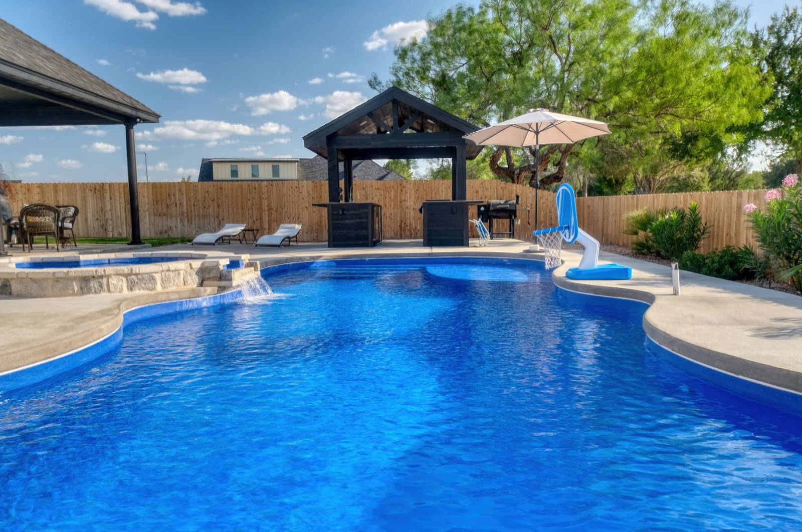Pool Builder in Tuscola — Oasis Pools and Sprinklers